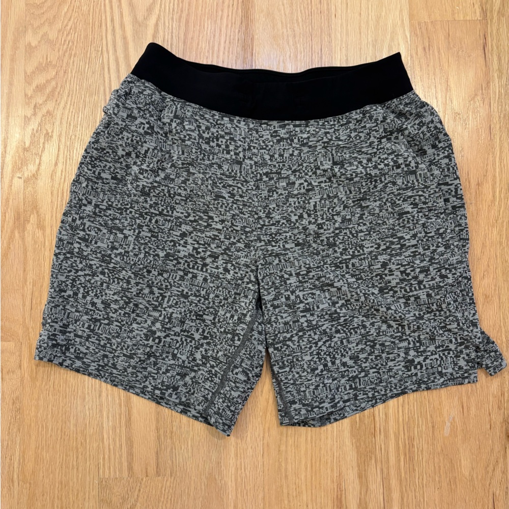 Lululemon T.H.E. Short *Linerless 7" - Picture 1 of 7